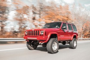 Jeep Cherokee Suspension Lift Kit - Rough Country - RR springs - '85-'01
